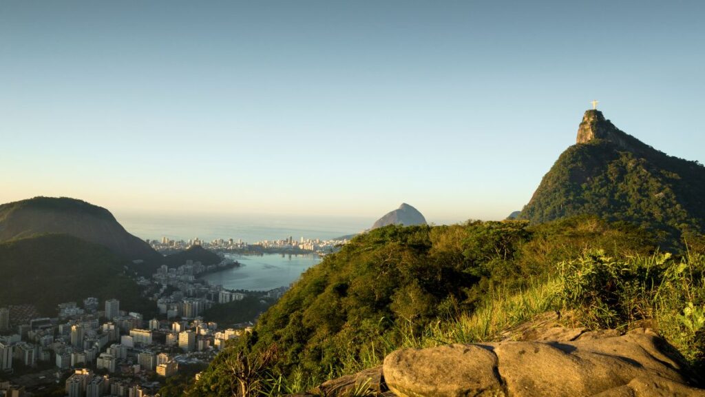 Floresta da Tijuca Rio de Janeiro trilhas cachoeiras Mata Atlântica pontos turísticos
